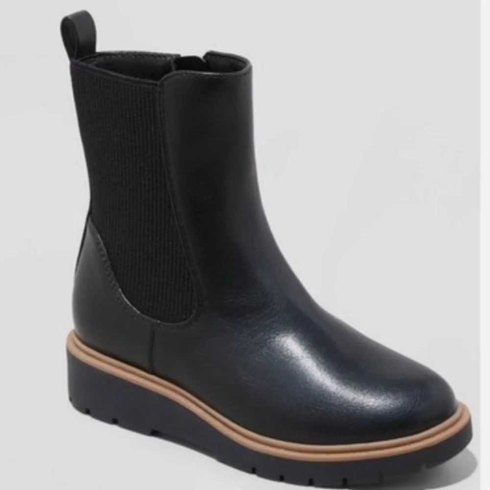 Art Class Laurel Faux-Leather Wedge Ankle Chelsea Boots Black